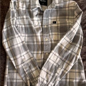 Hollister Men's Gray & White Plaid Flannel Button-Down